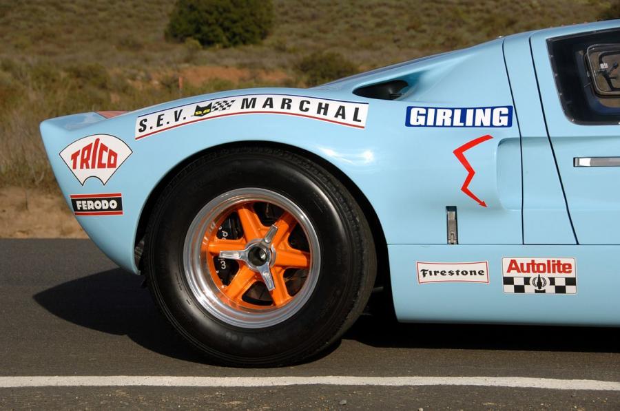  Ford GT40 Mk I Superformance 2009 года  (фото 33 из 35)